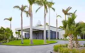 Holiday Inn Warwick Farm By Ihg